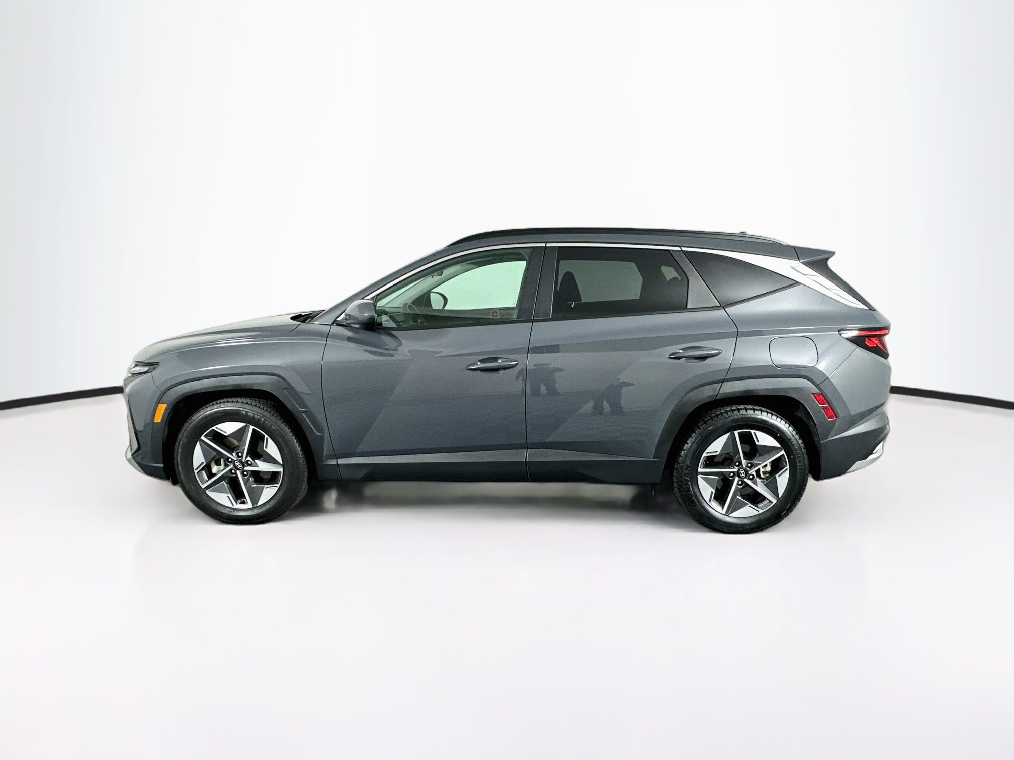 Used 2025 Hyundai Tucson SEL SEL FWD