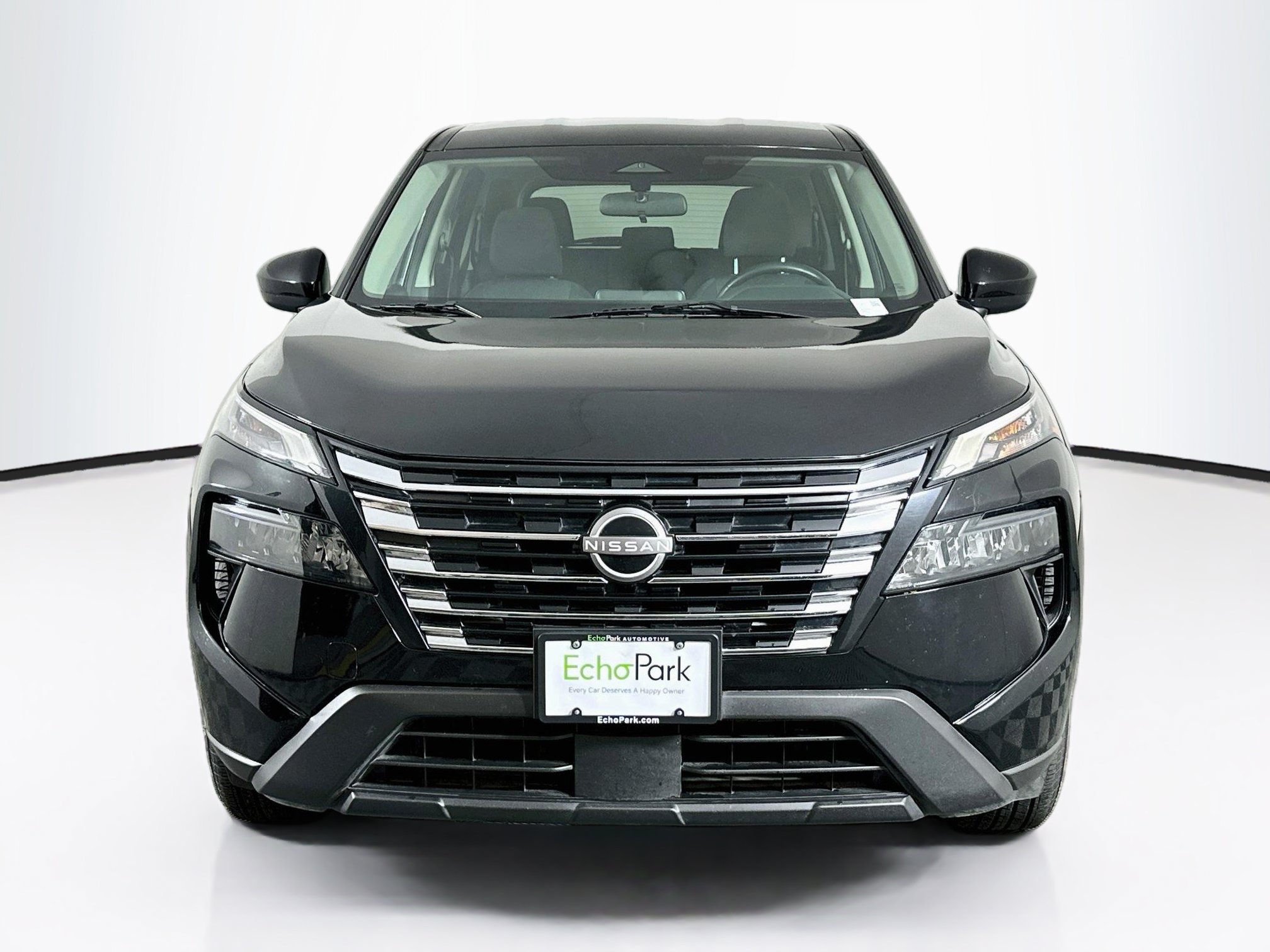 Used 2025 Nissan Rogue SV FWD SV