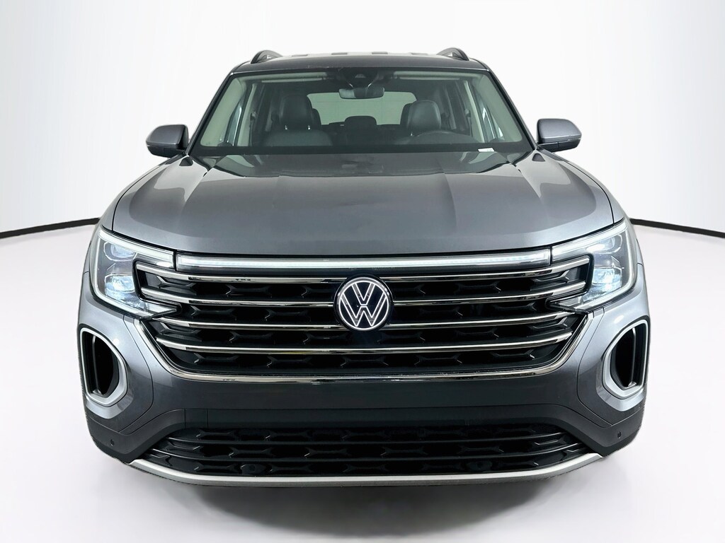 Used 2025 Volkswagen Atlas 2.0T SE w/Technology 2.0T SE w/Technology FWD