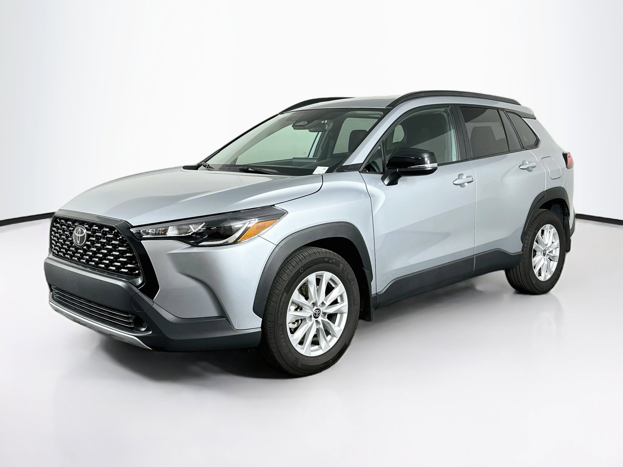 Used 2025 Toyota Corolla Cross LE LE 2WD