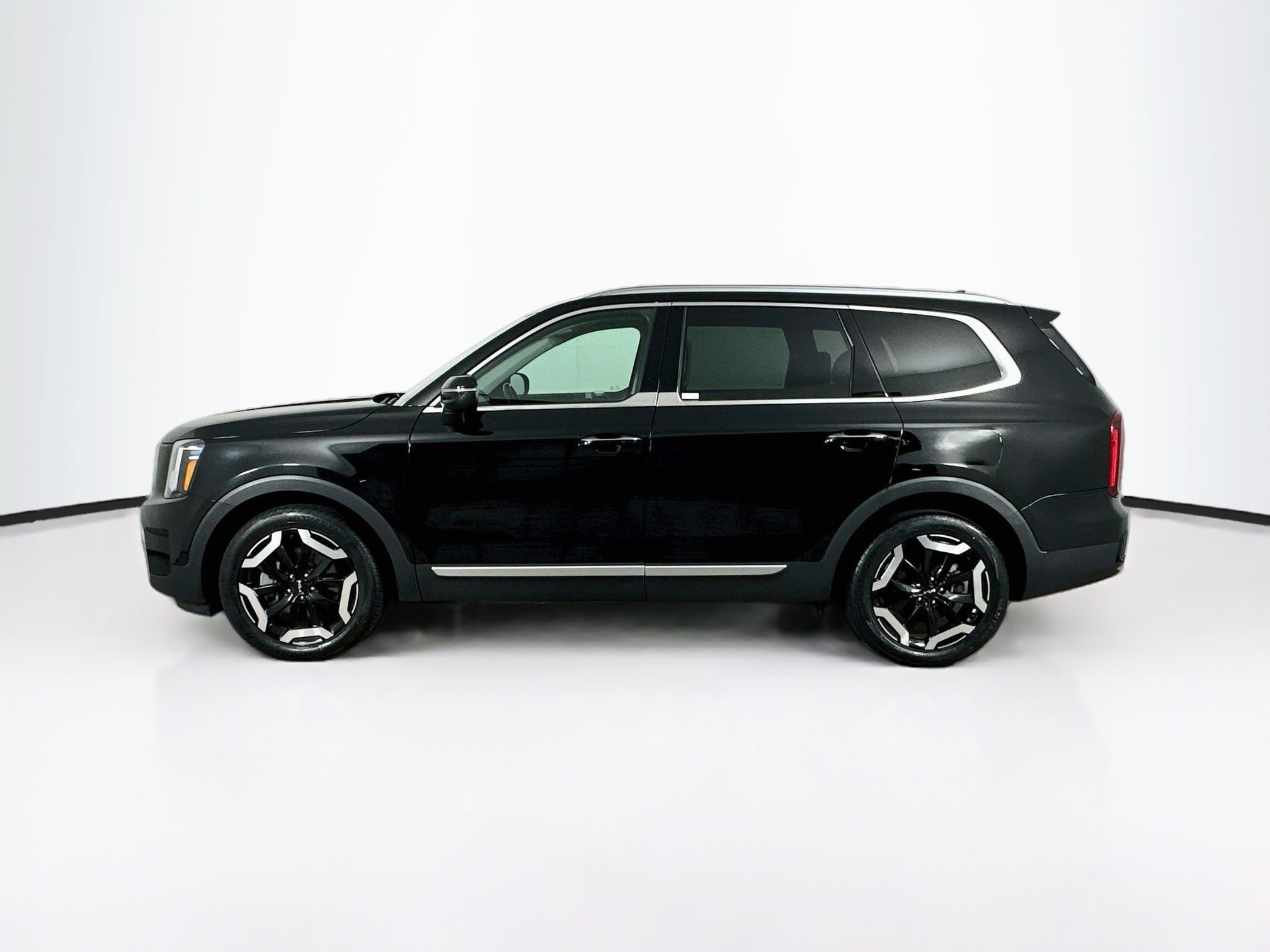 Used 2025 Kia Telluride S S AWD