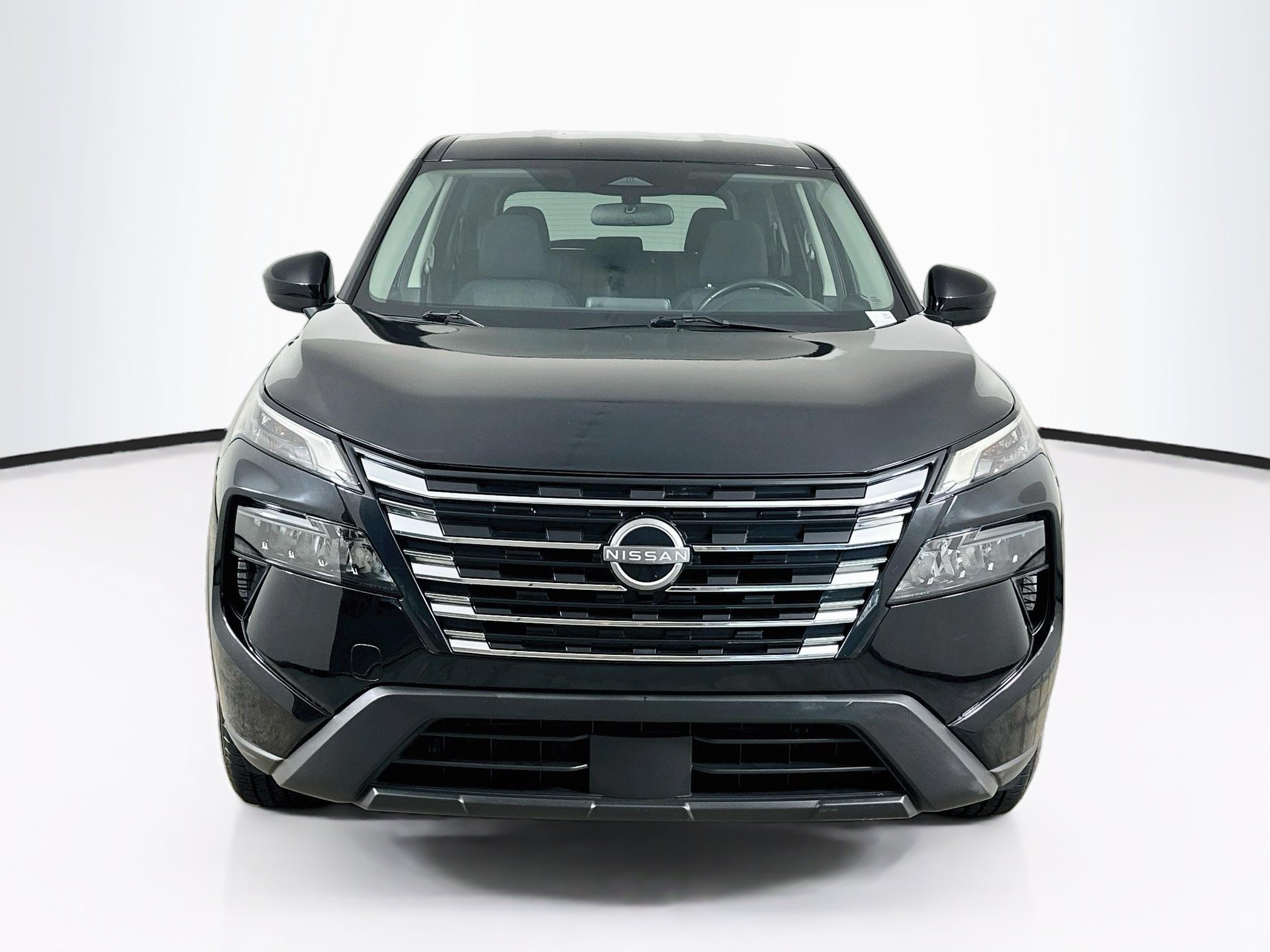 Used 2025 Nissan Rogue SV FWD SV