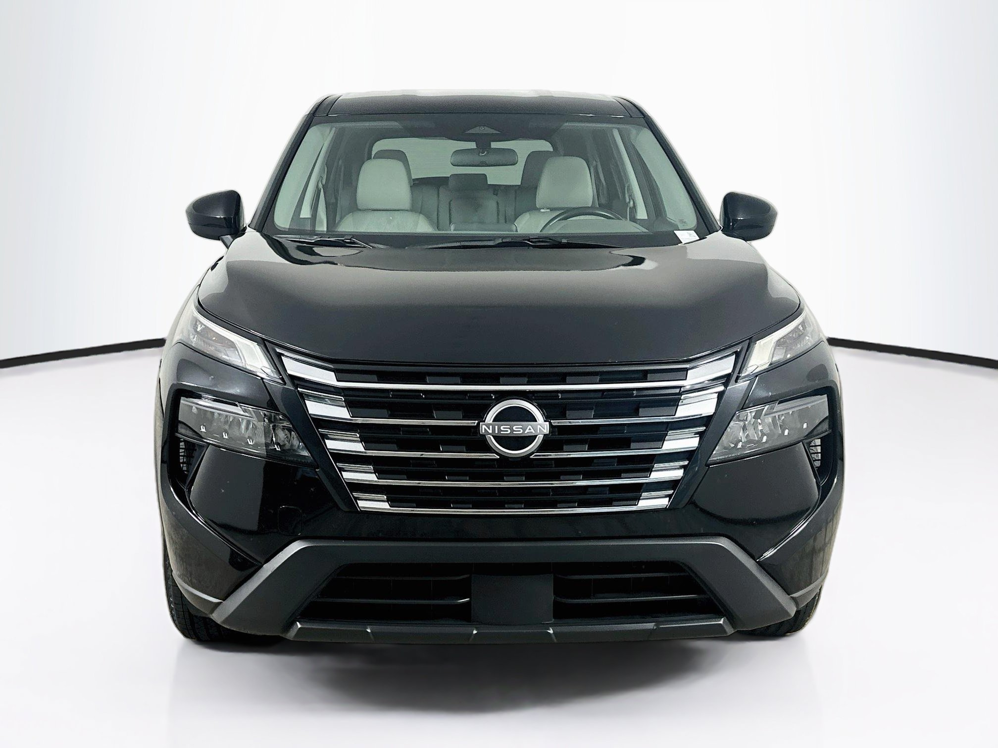 Used 2025 Nissan Rogue SV FWD SV
