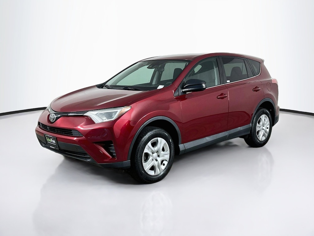 Used 2018 Toyota RAV4 LE LE FWD