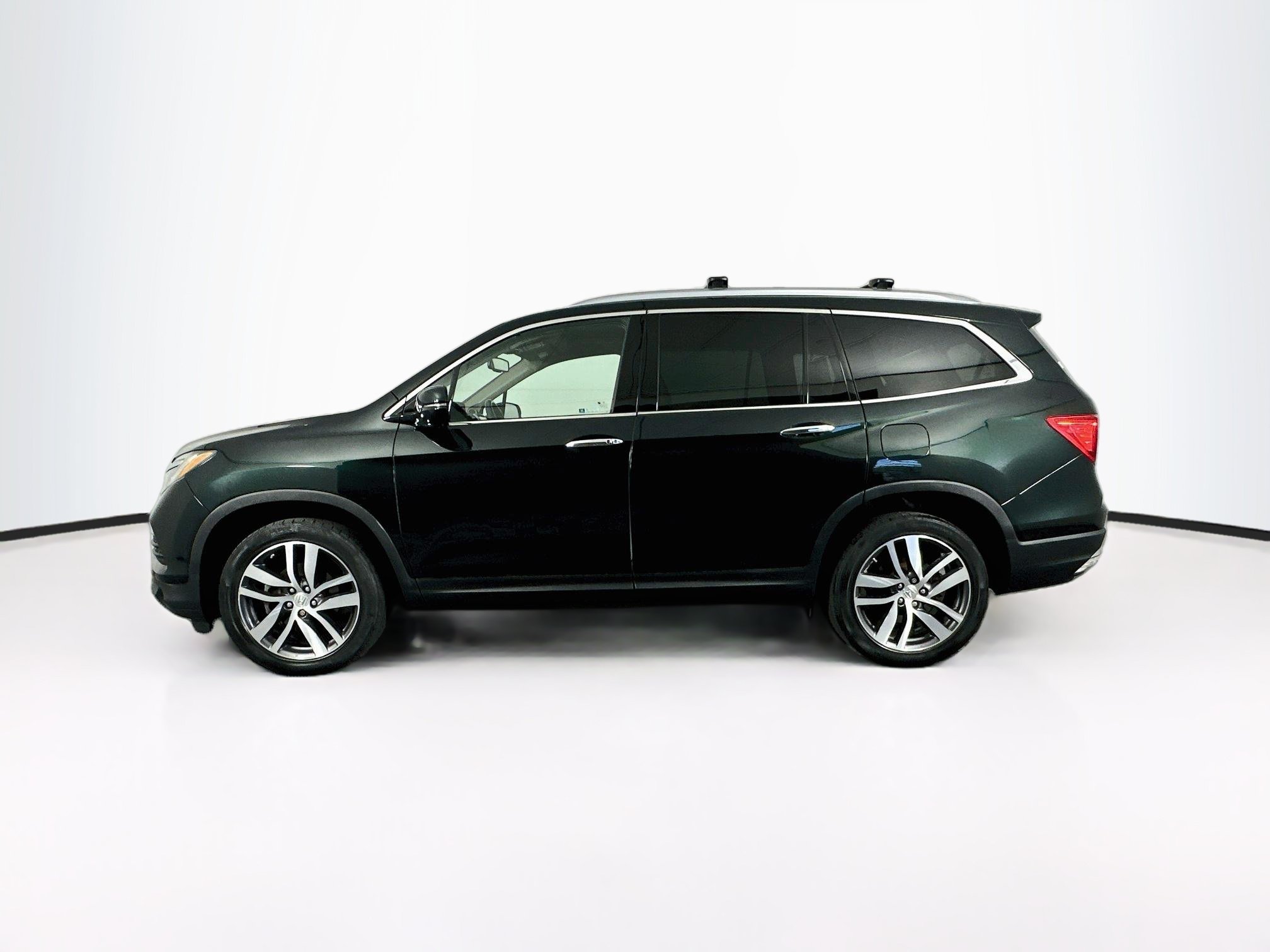 Used 2018 Honda Pilot Touring Touring AWD