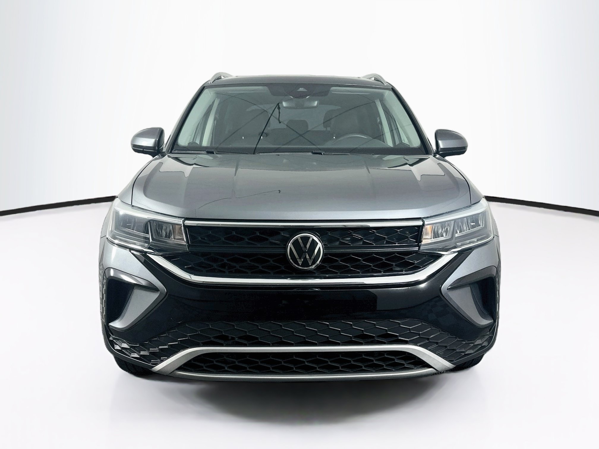 Used 2023 Volkswagen Taos SE SE FWD