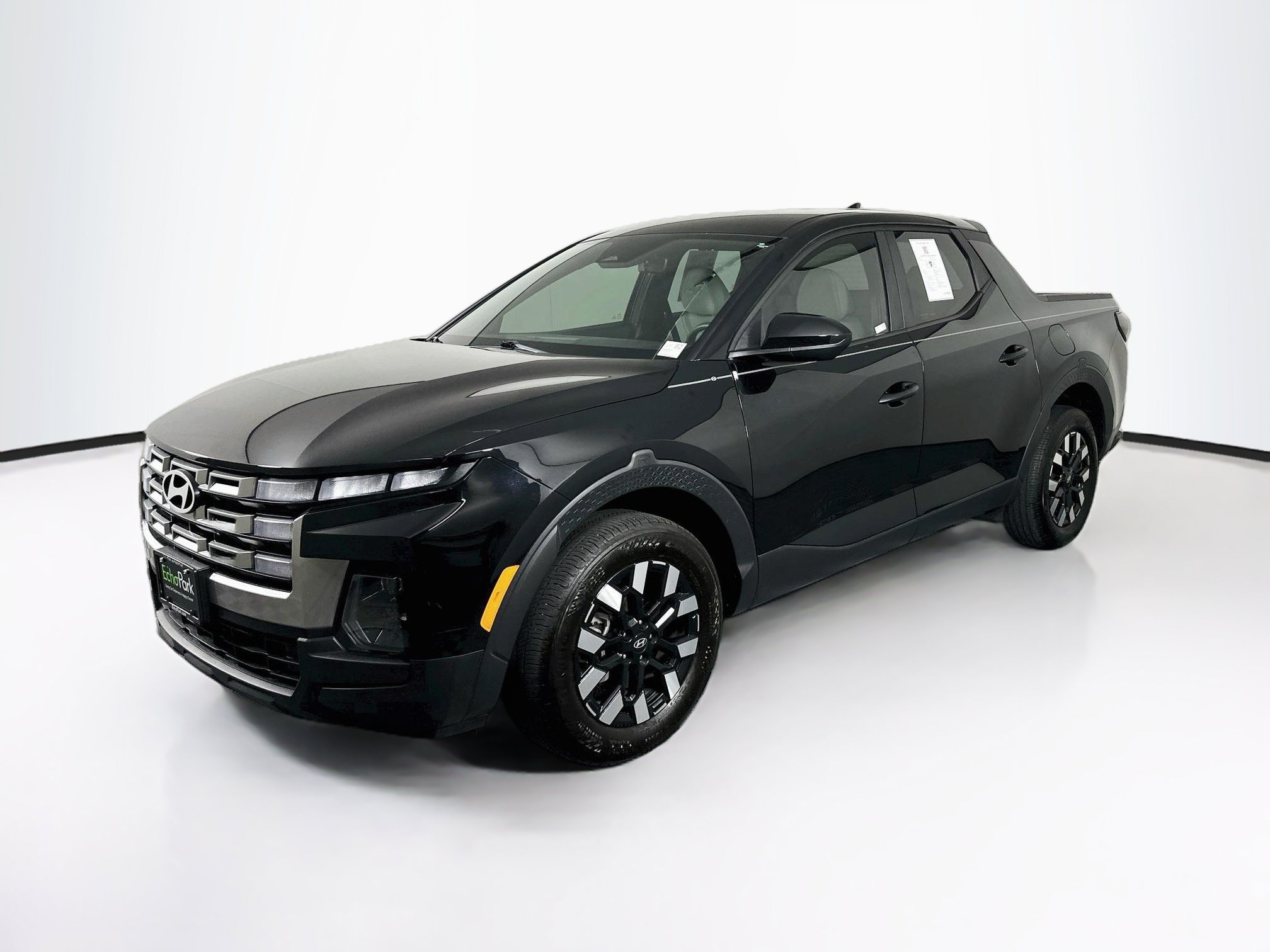Used 2025 Hyundai Santa Cruz SE SE FWD