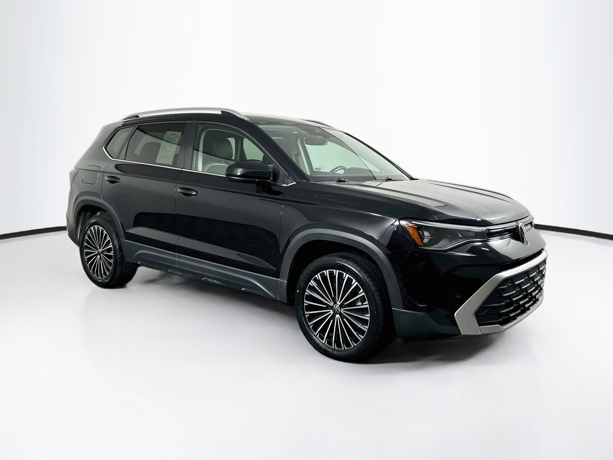2025 Volkswagen Taos