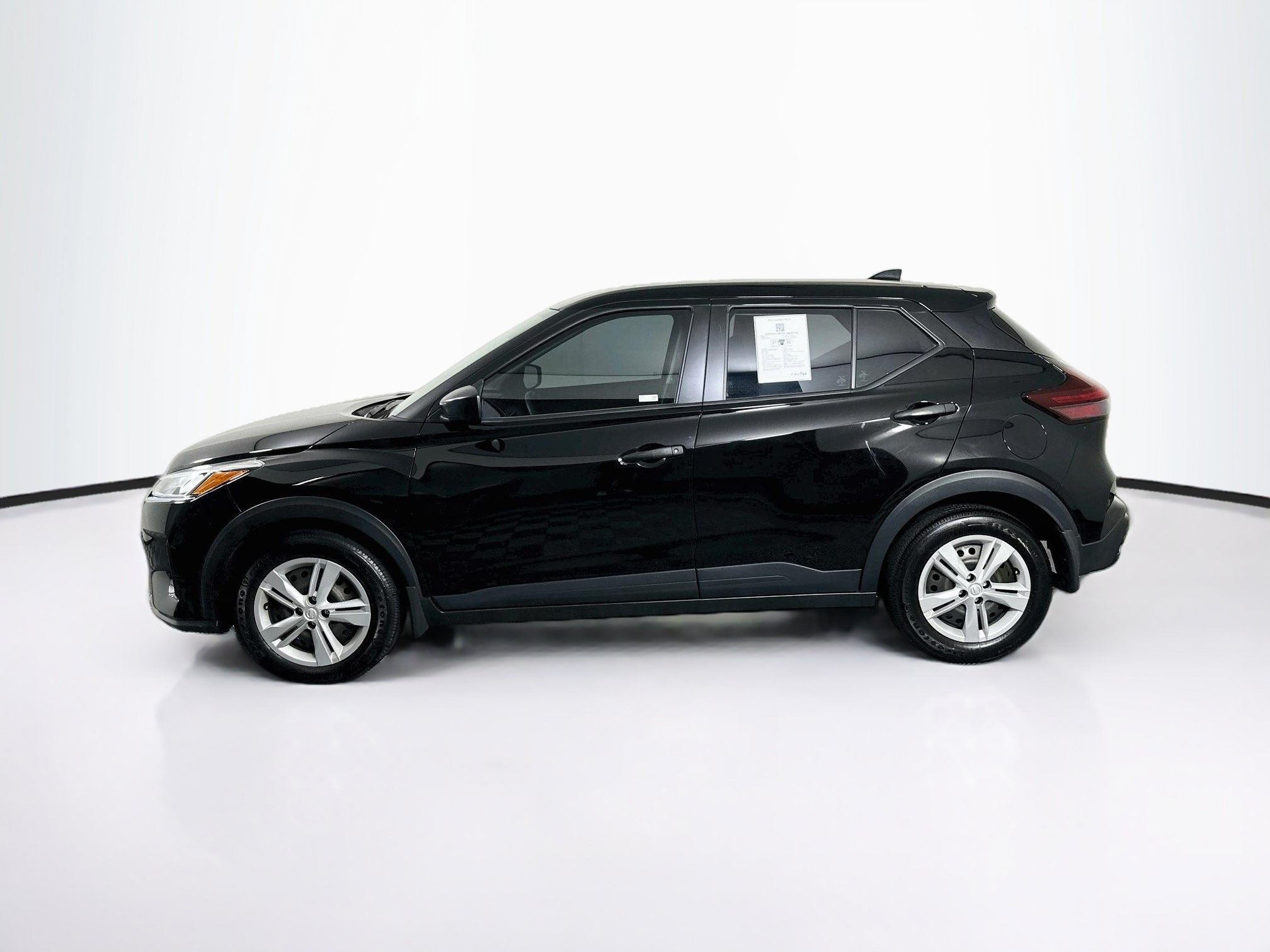 Used 2025 Nissan Kicks Play S S FWD