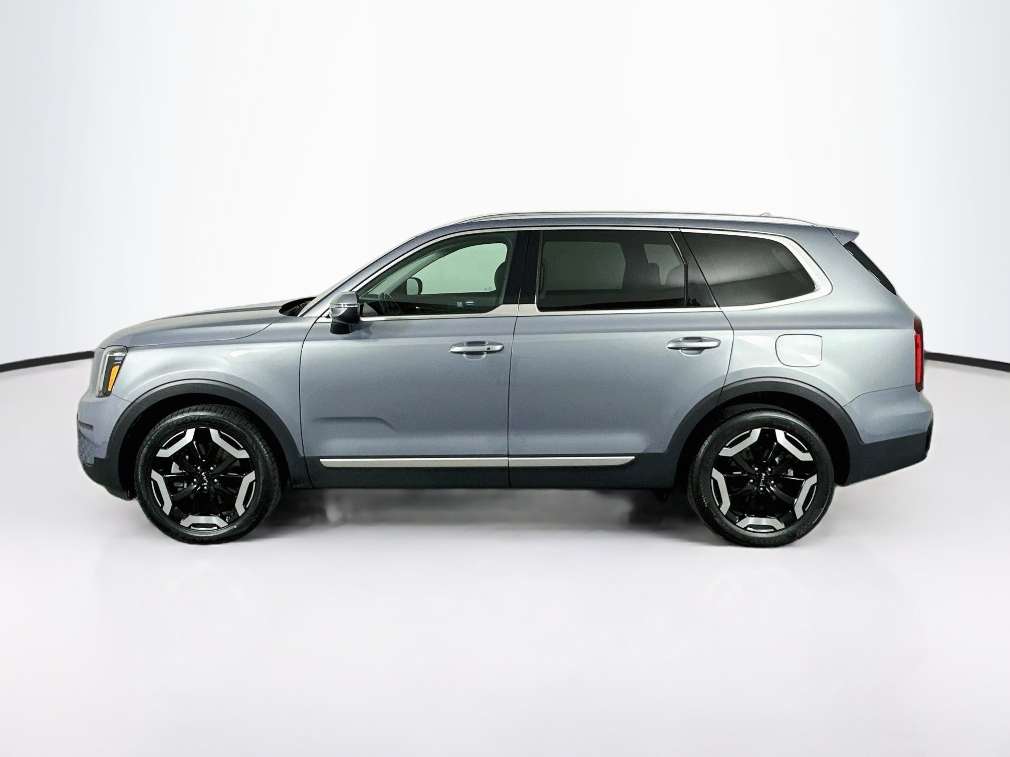 Used 2025 Kia Telluride S S FWD