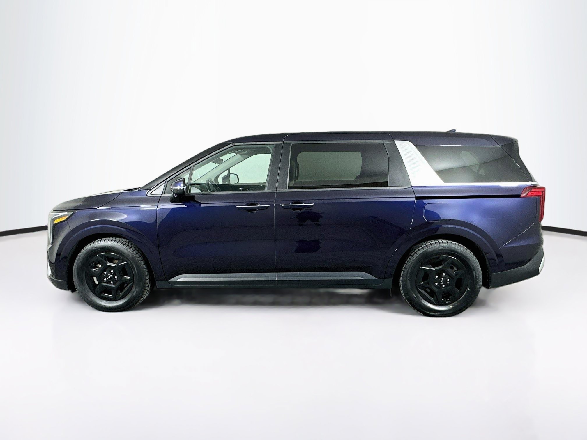 Used 2025 Kia Carnival LXS LXS FWD