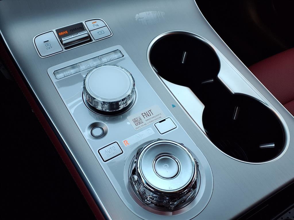 2026 GENESIS GV70 Sport Advanced - Photo 8