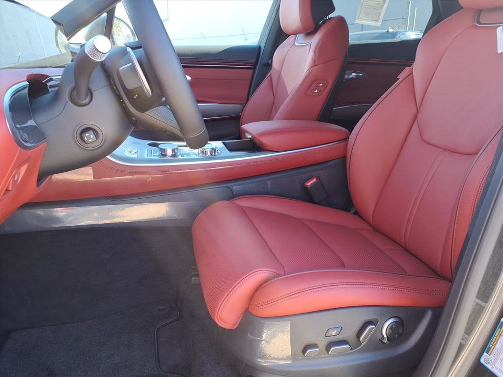 2026 GENESIS GV70 Sport Advanced - Photo 12
