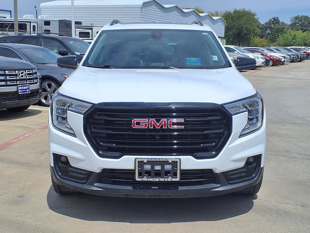 Used 2023 GMC Terrain SLT SUV