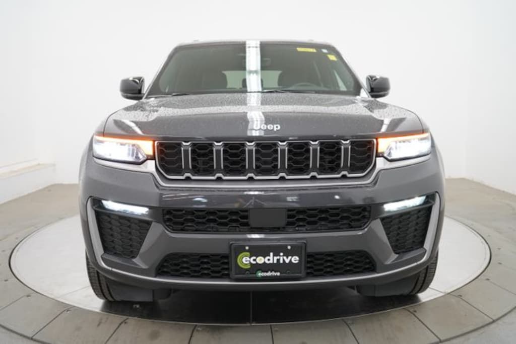 Used 2026 Jeep Grand Cherokee Limited SUV