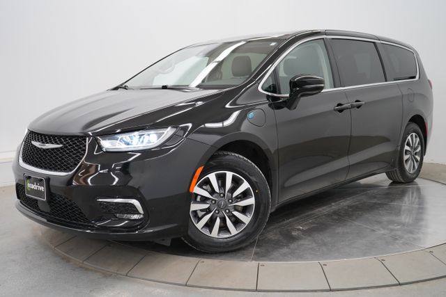  Chrysler Pacifica Hybrid