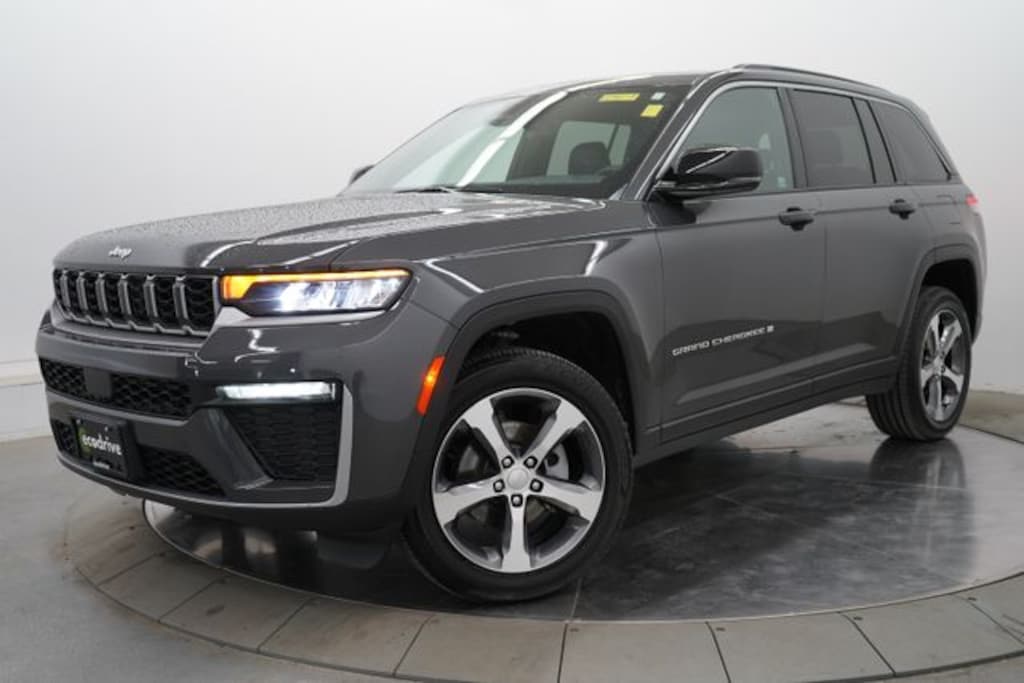 Used 2026 Jeep Grand Cherokee Limited SUV