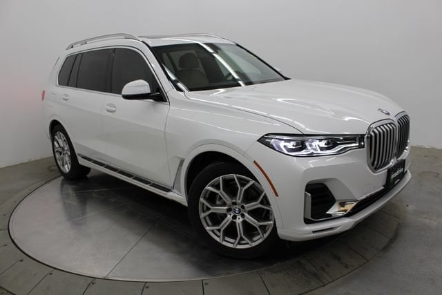 2022 BMW X7