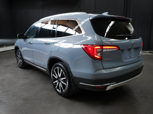 Used 2022 Honda Pilot Touring 8 Passenger SUV