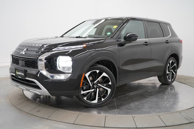 2023 Mitsubishi Outlander SUV 