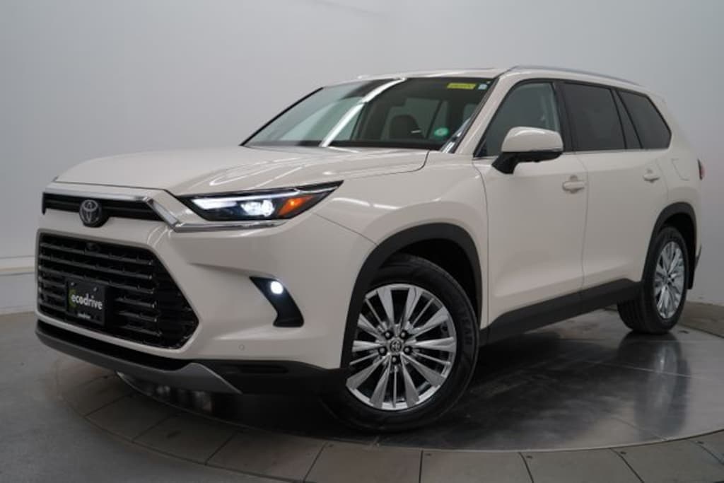 Used 2024 Toyota Grand Highlander Platinum SUV