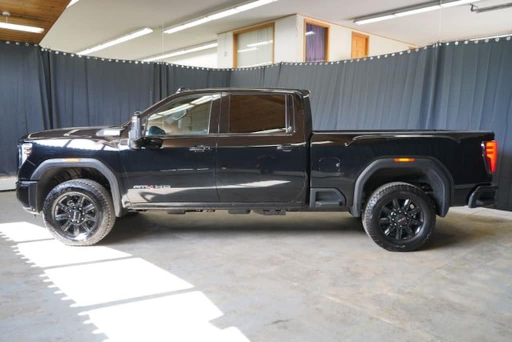 Used 2024 GMC Sierra 2500 HD AT4 Truck Crew Cab