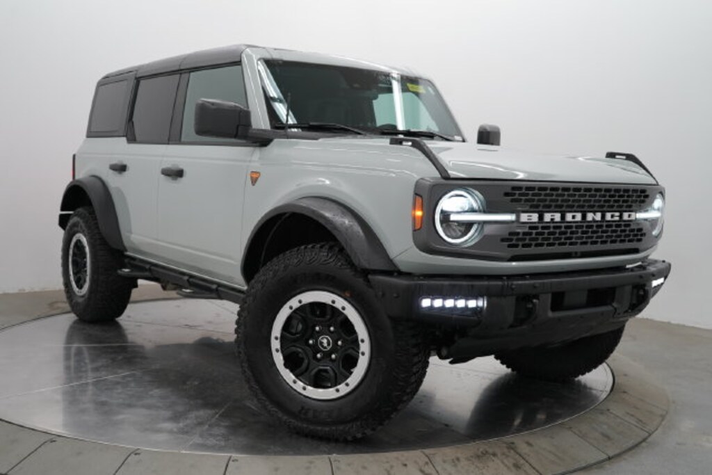 Used 2024 Ford Bronco Badlands SUV