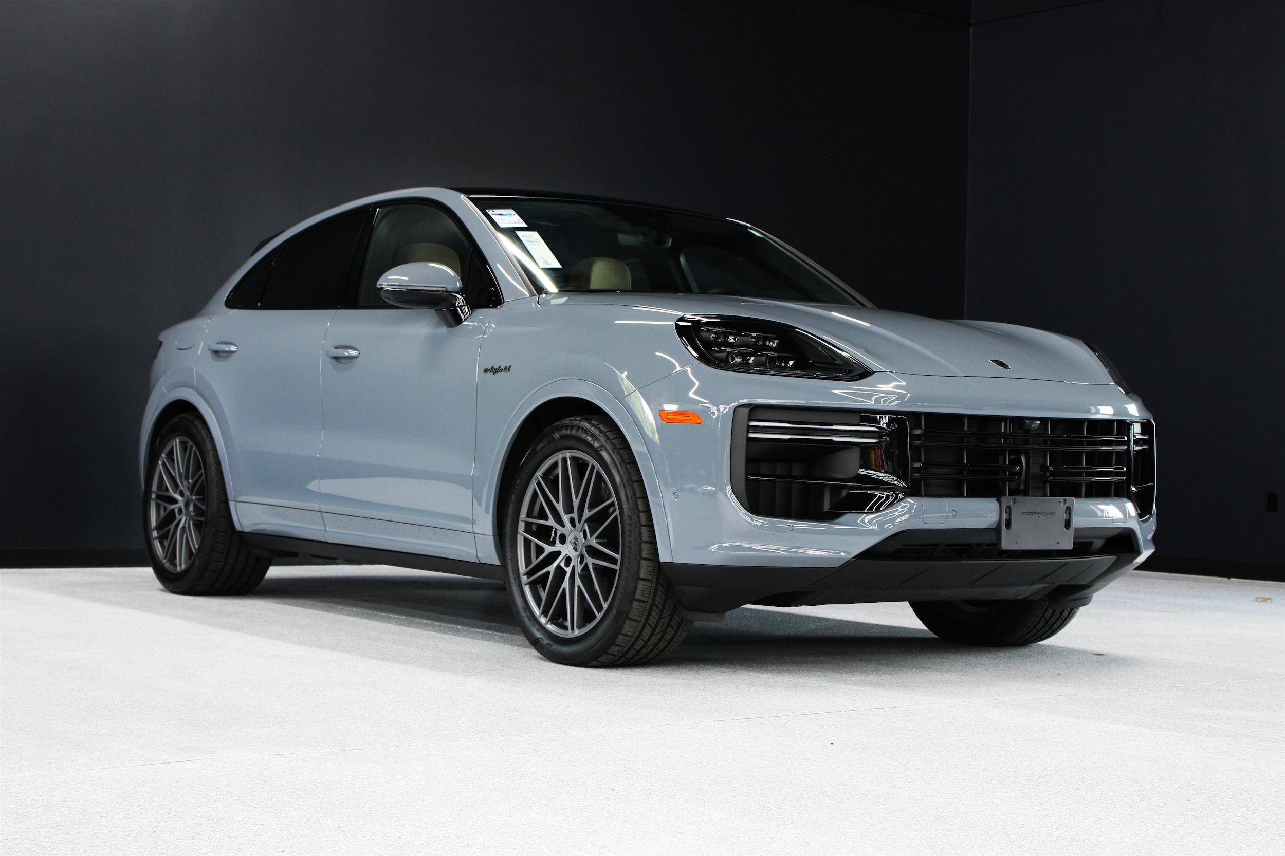2025 Porsche Cayenne E-Hybrid Coupe
