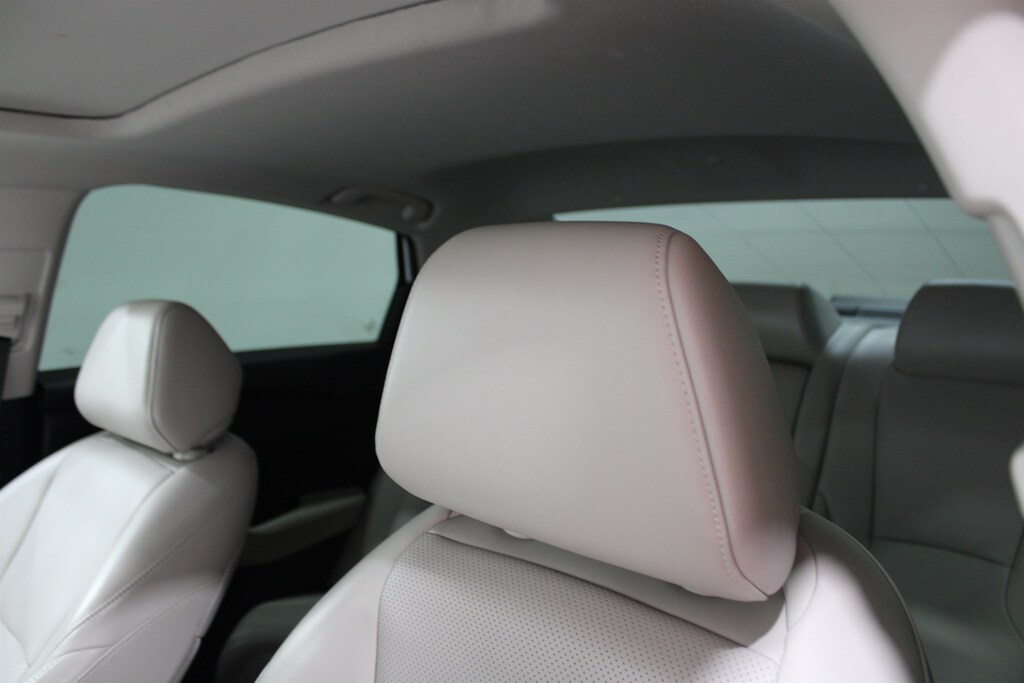 Used 2023 Honda Accord Hybrid Touring w/BSI Sedan