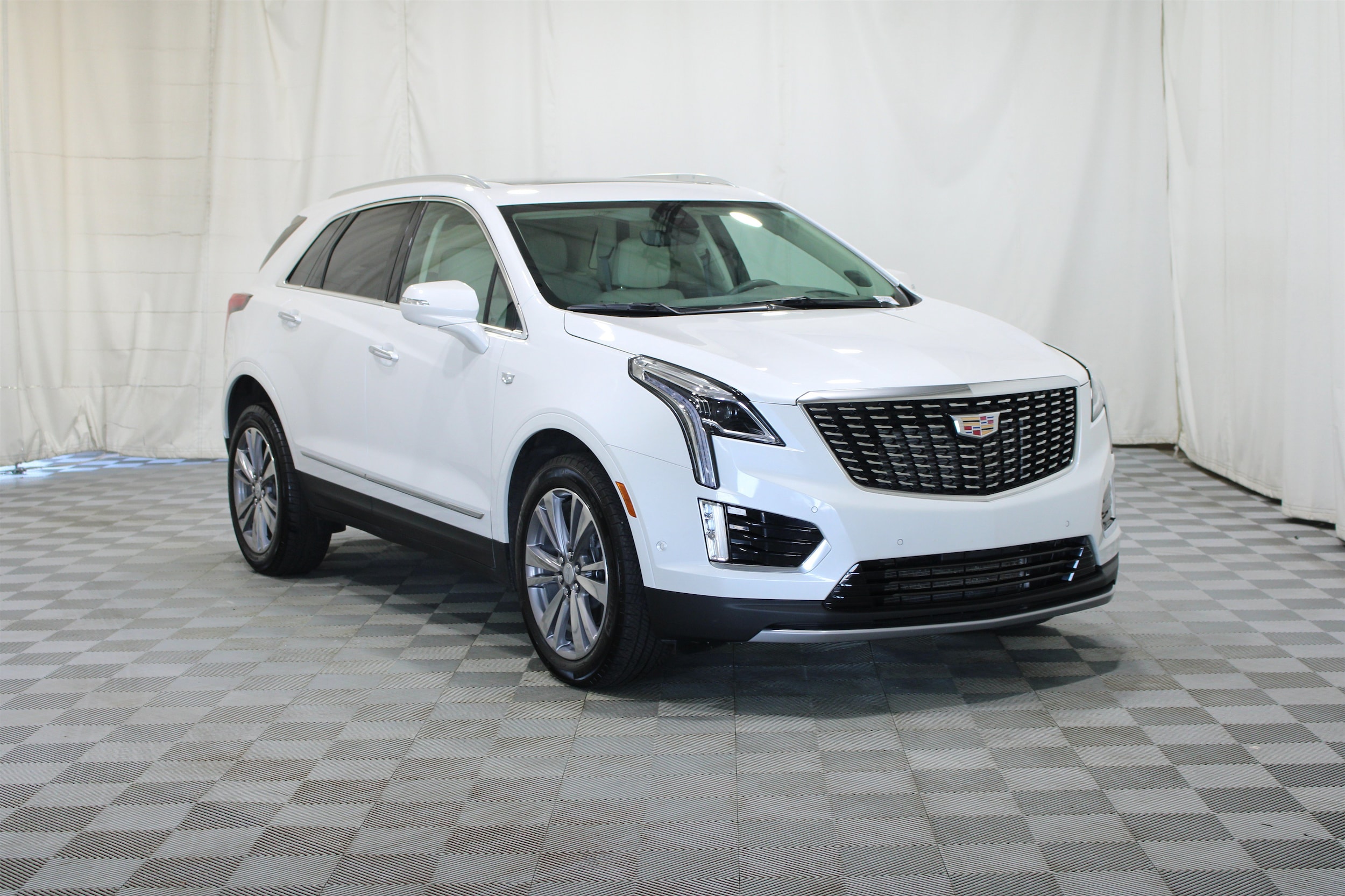 2025 Cadillac XT5