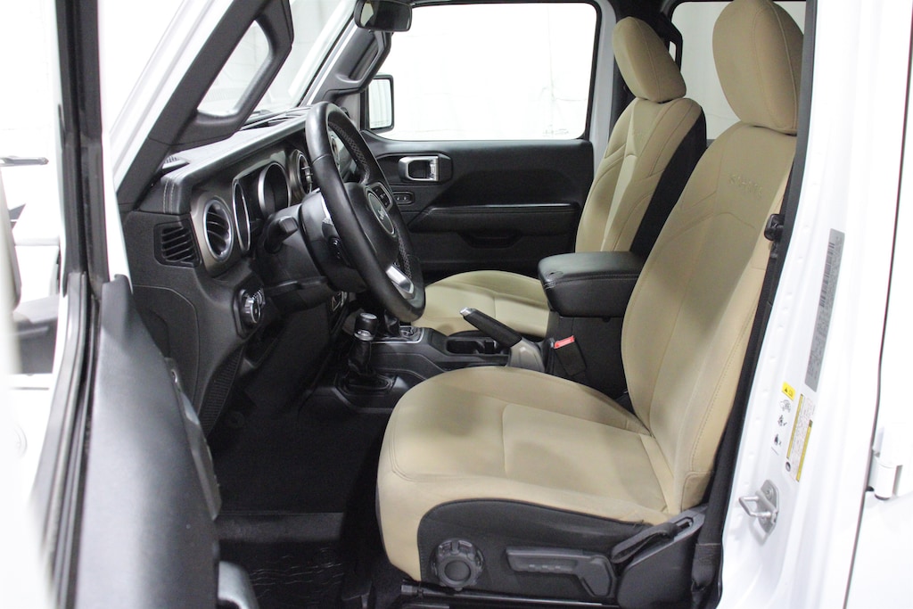 Used 2018 Jeep Wrangler Unlimited Sahara 4x4 SUV