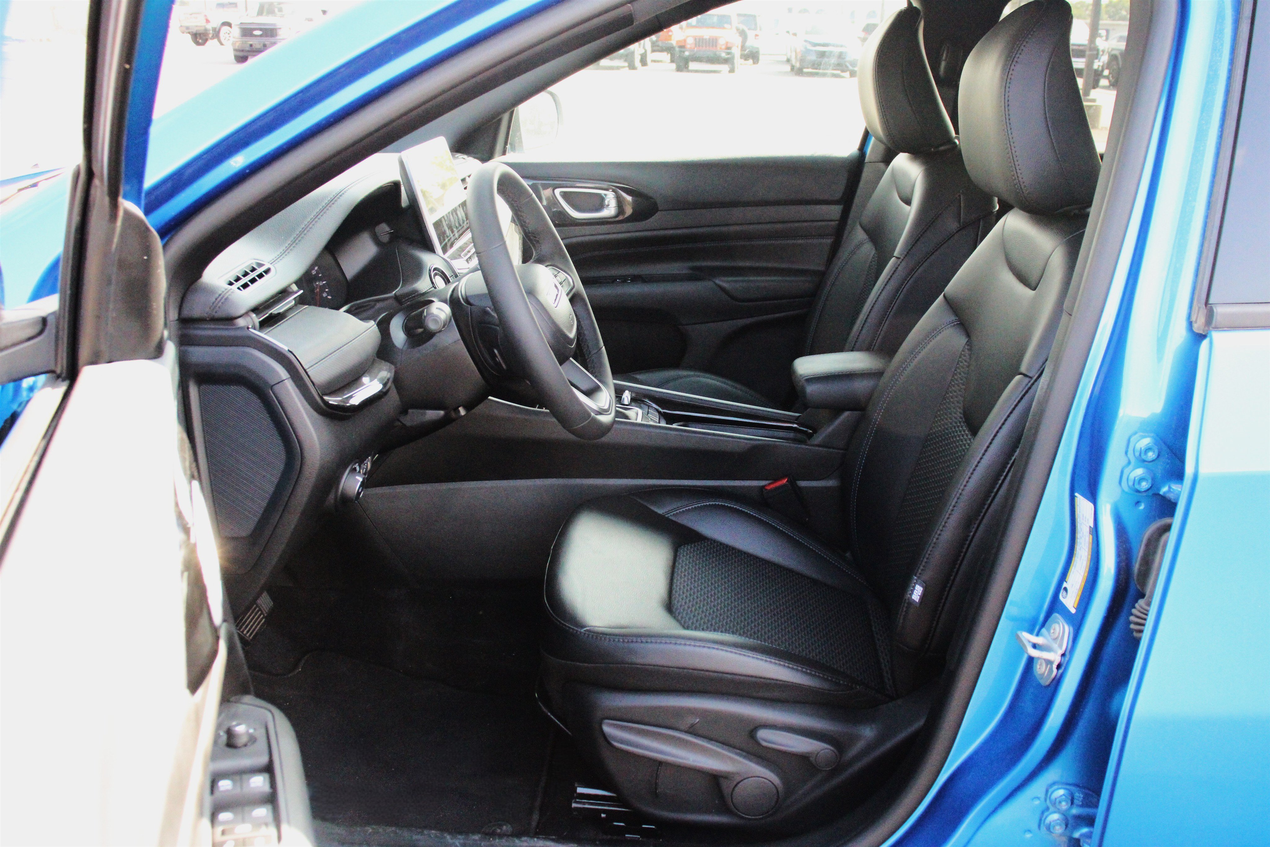 New 2026 Jeep Compass Latitude Sport Utility