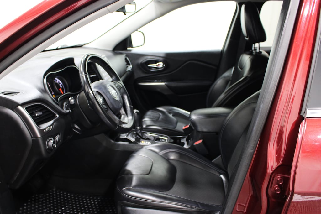 Used 2019 Jeep Cherokee Latitude Plus SUV