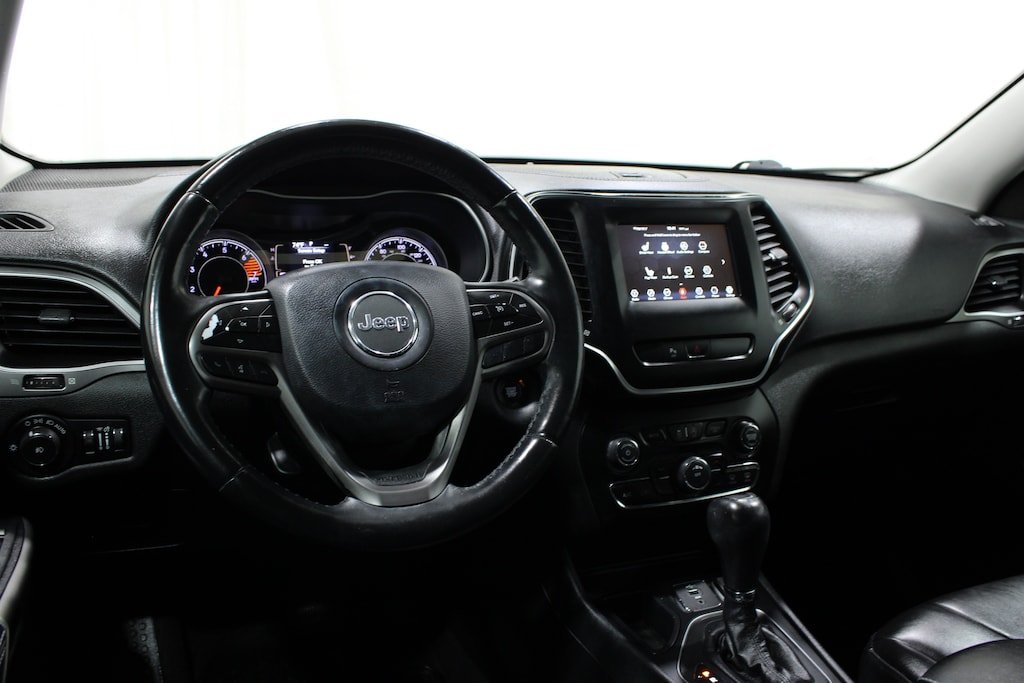 Used 2019 Jeep Cherokee Latitude Plus SUV