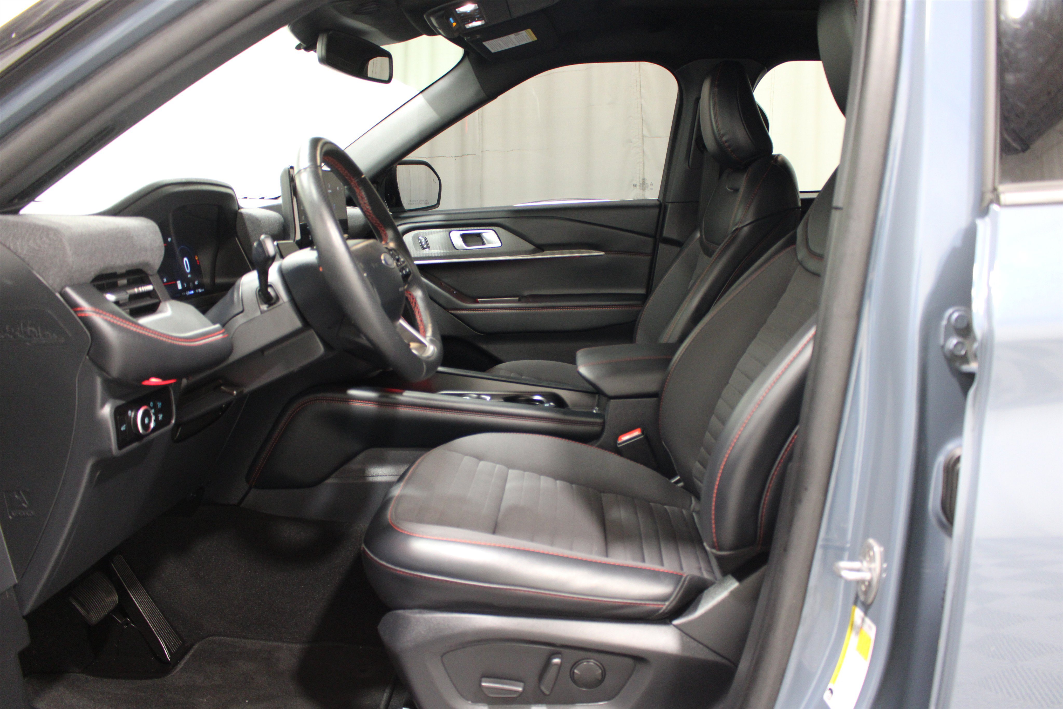 Used 2025 Ford Explorer ST-Line SUV