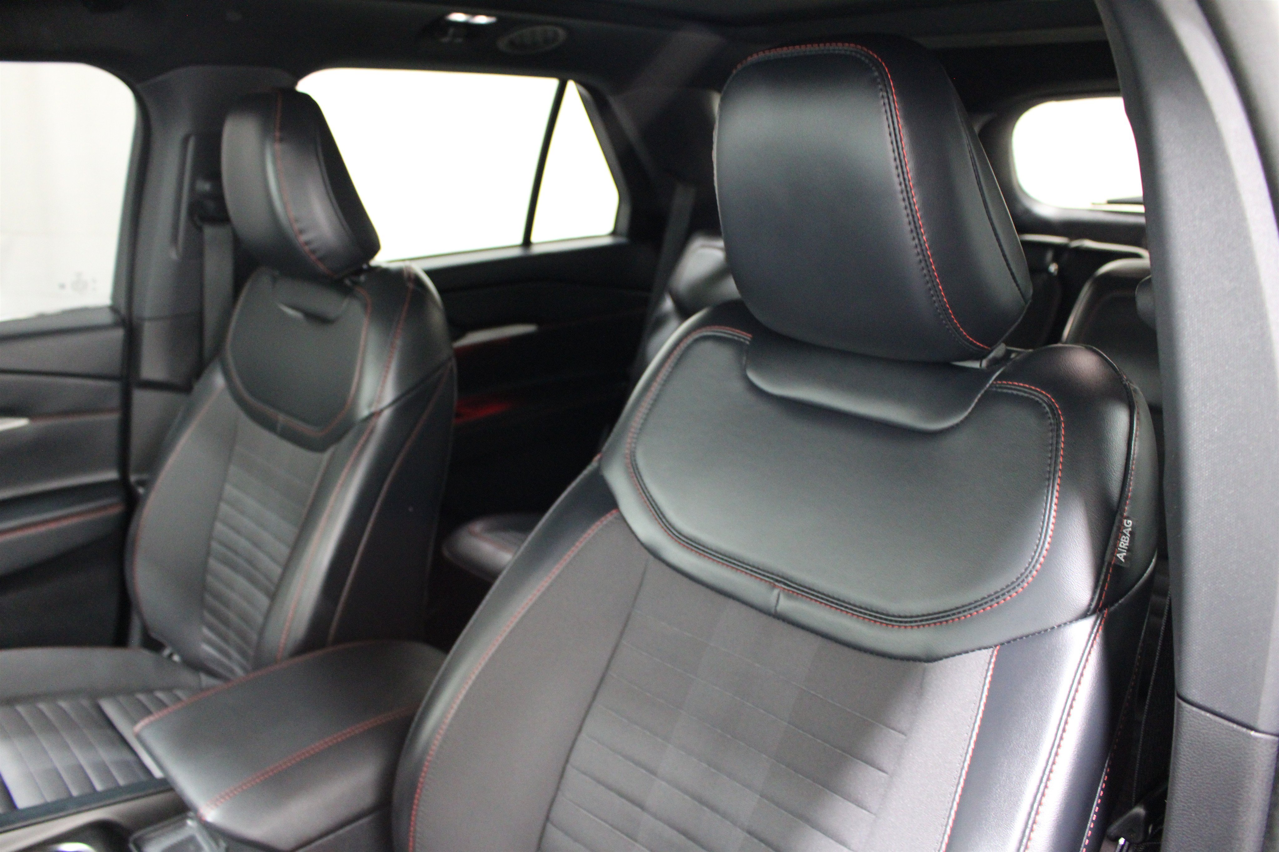 Used 2025 Ford Explorer ST-Line SUV