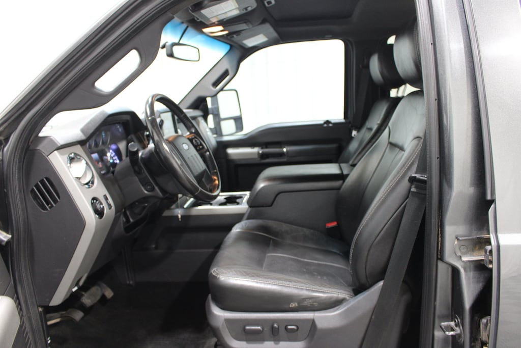 Used 2016 Ford F-350 Lariat Truck Crew Cab
