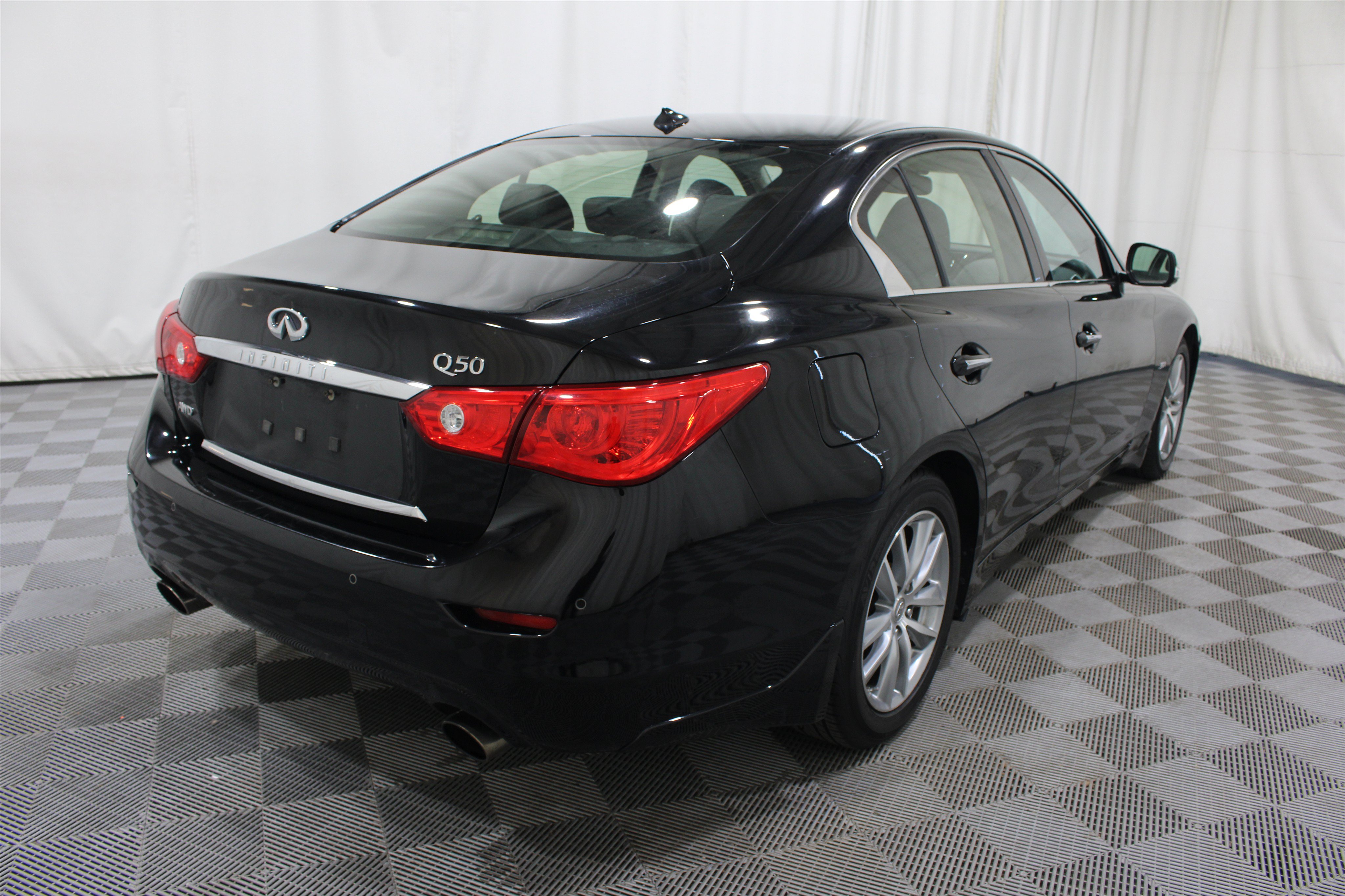 Used 2017 INFINITI Q50 3.0t Premium Sedan