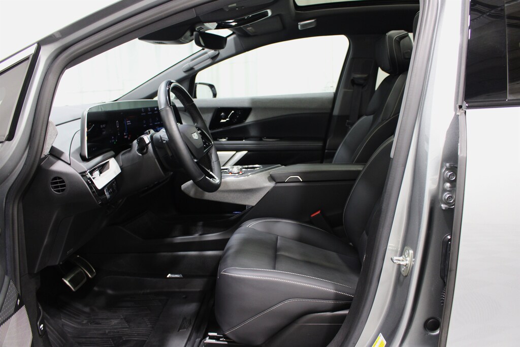 Certified 2025 Cadillac OPTIQ Luxury SUV