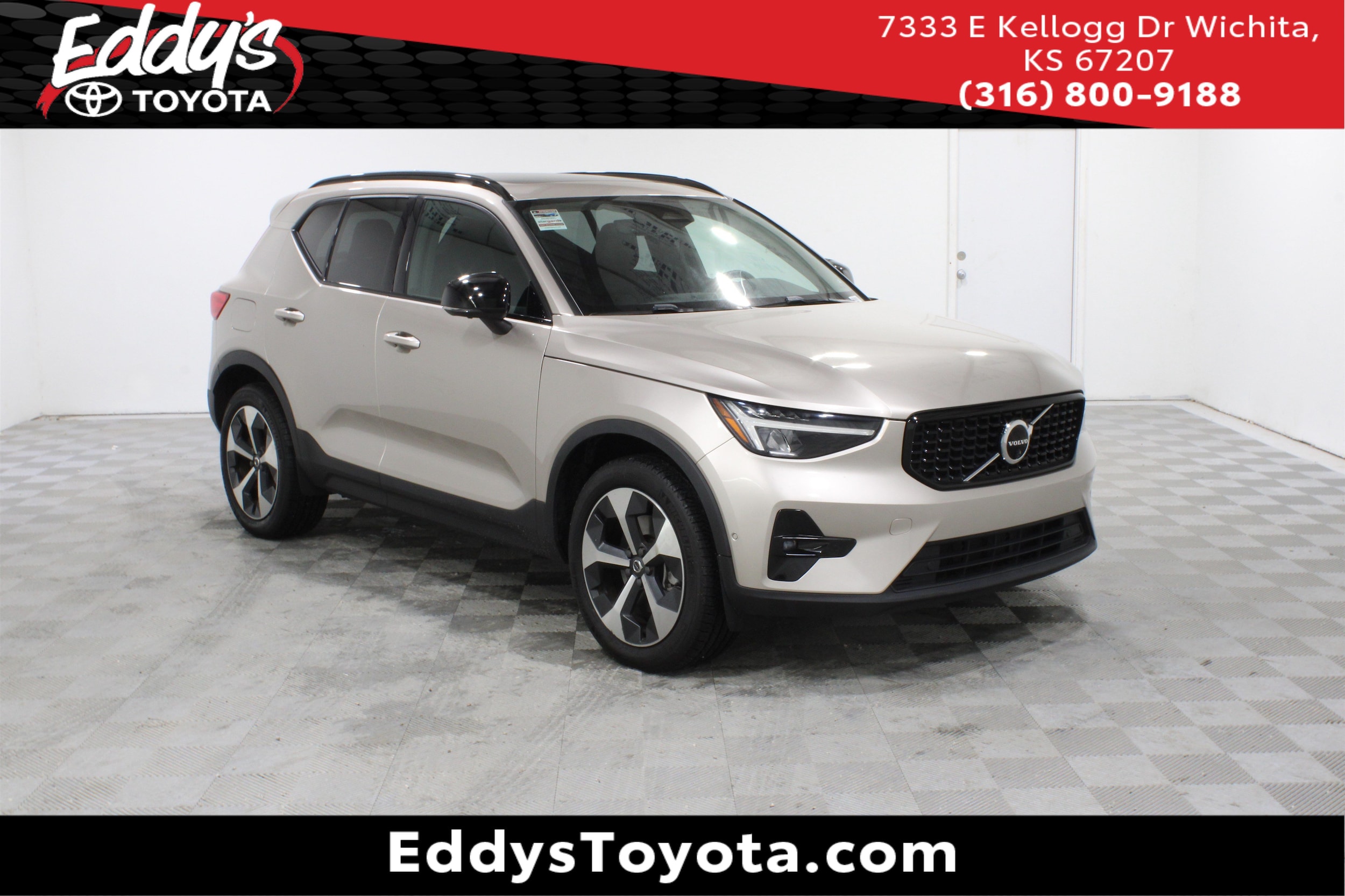 2023 Volvo XC40