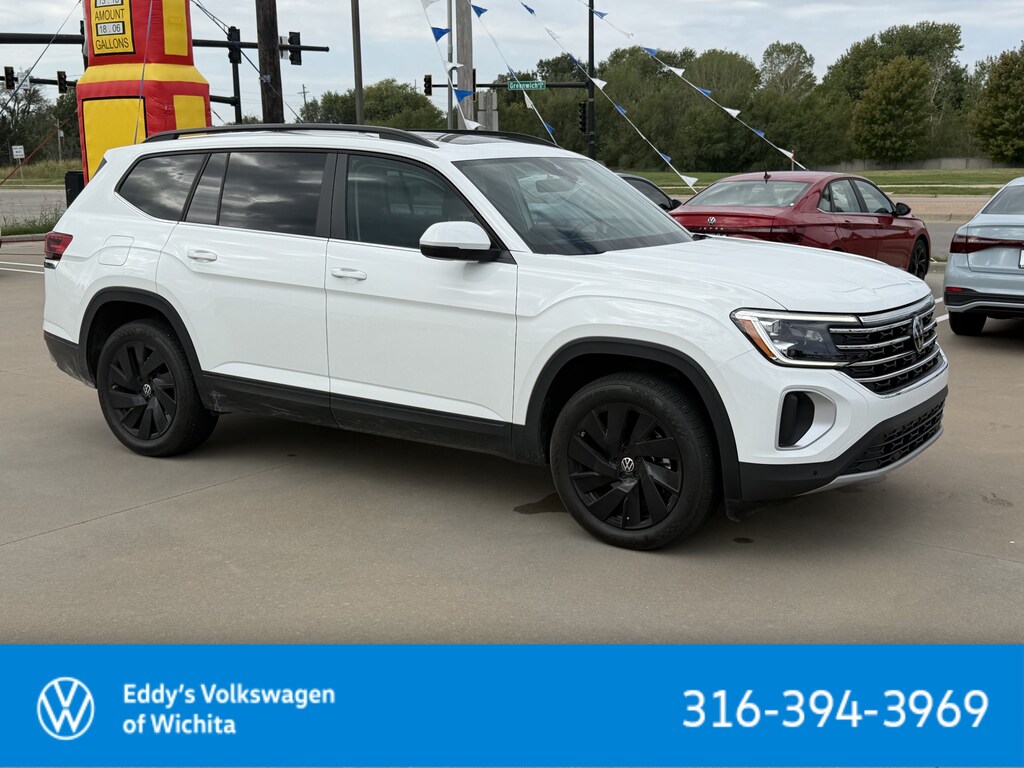 Used 2025 Volkswagen Atlas 2.0T SE w/Technology SUV