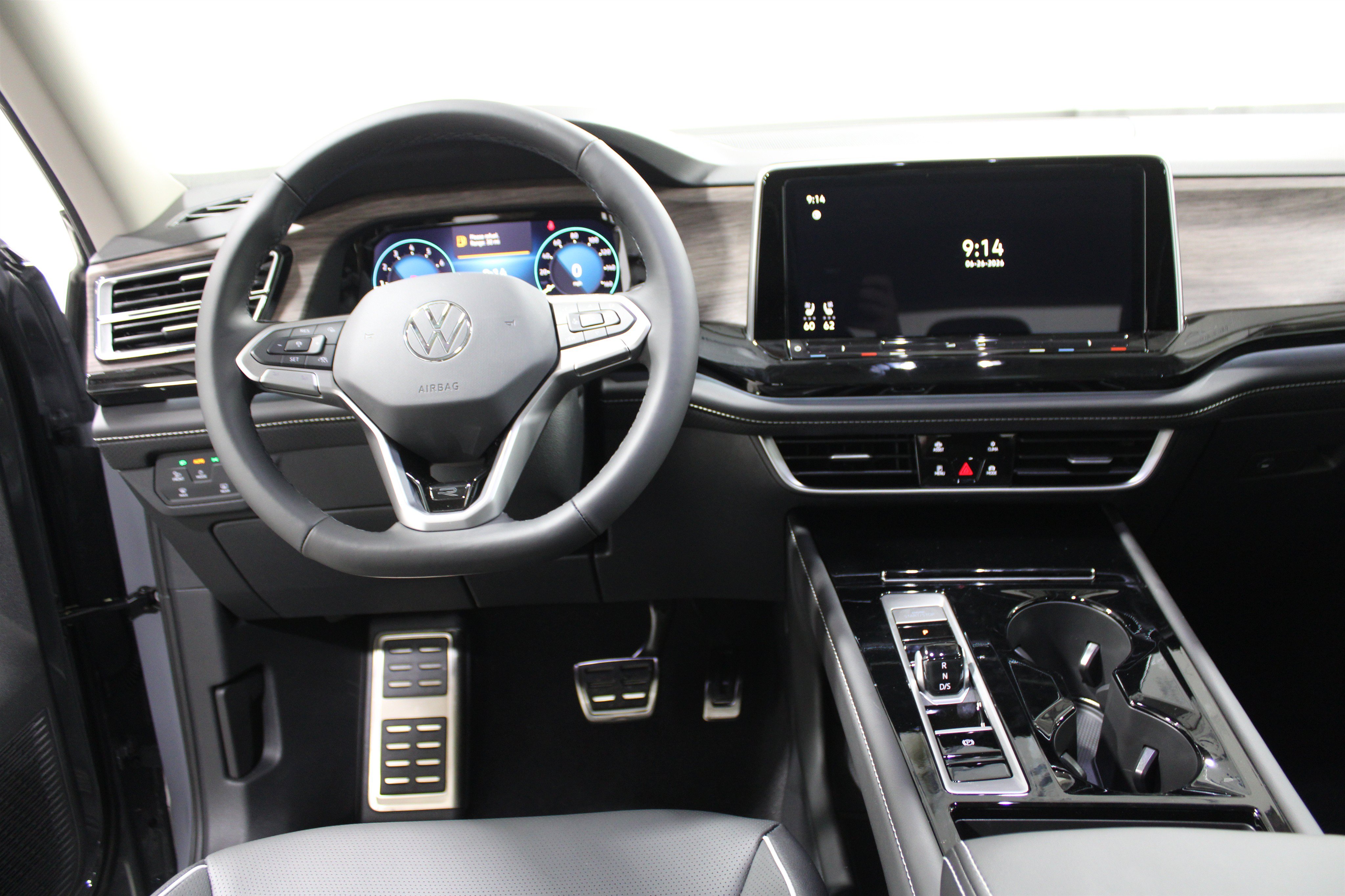 New 2026 Volkswagen Atlas SEL Premium R-Line SUV