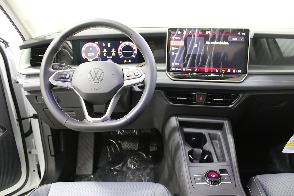 New 2026 Volkswagen Tiguan SE SUV