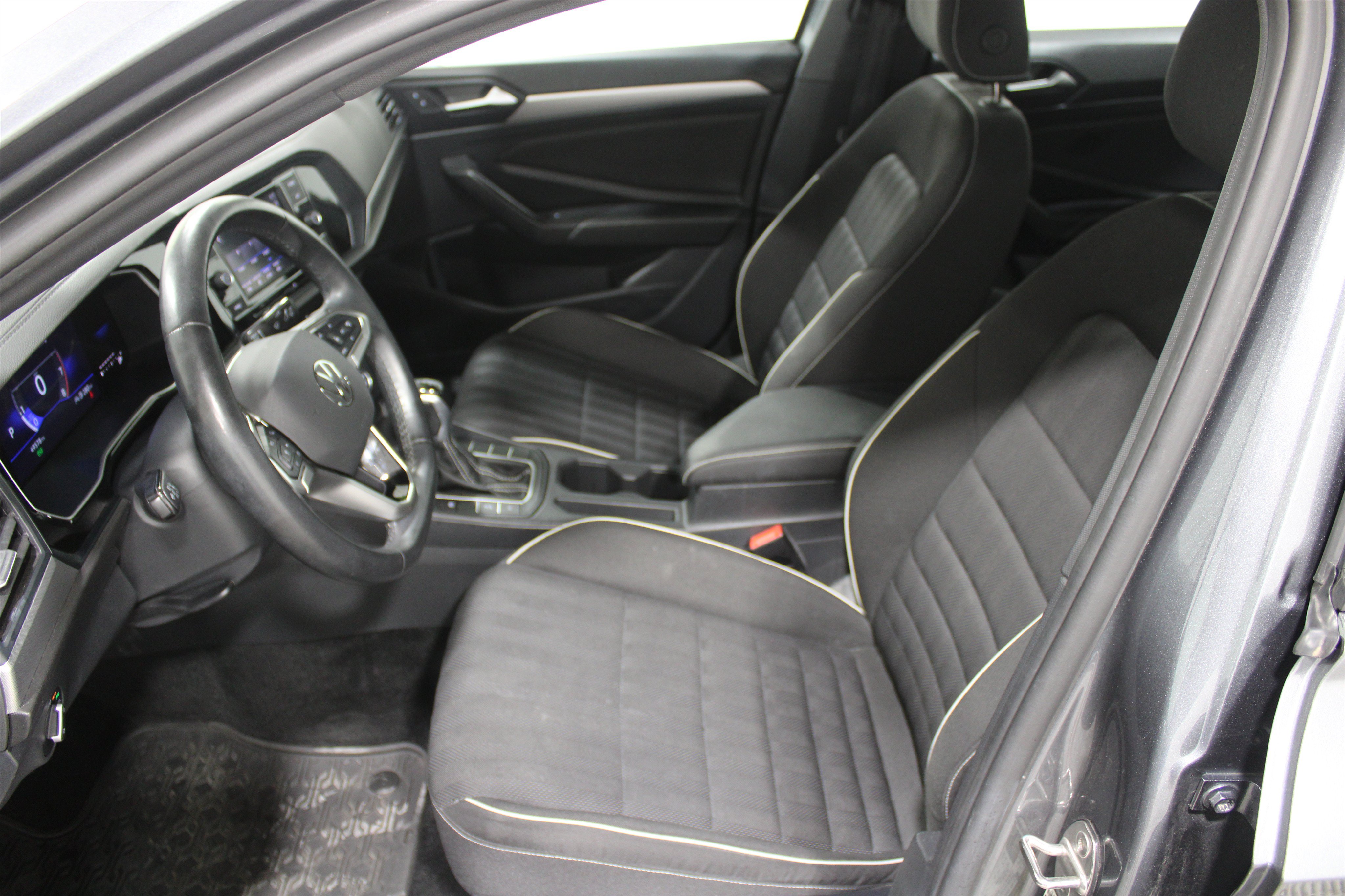 Used 2024 Volkswagen Jetta Sport Sport Auto