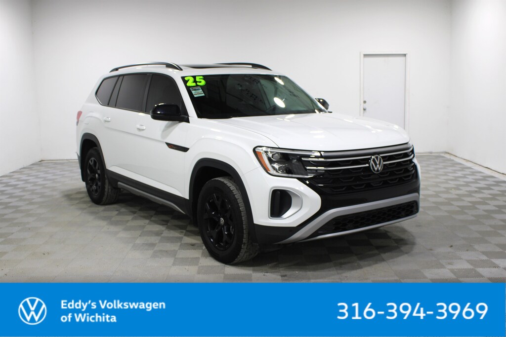 Used 2025 Volkswagen Atlas 2.0T Peak Edition SUV