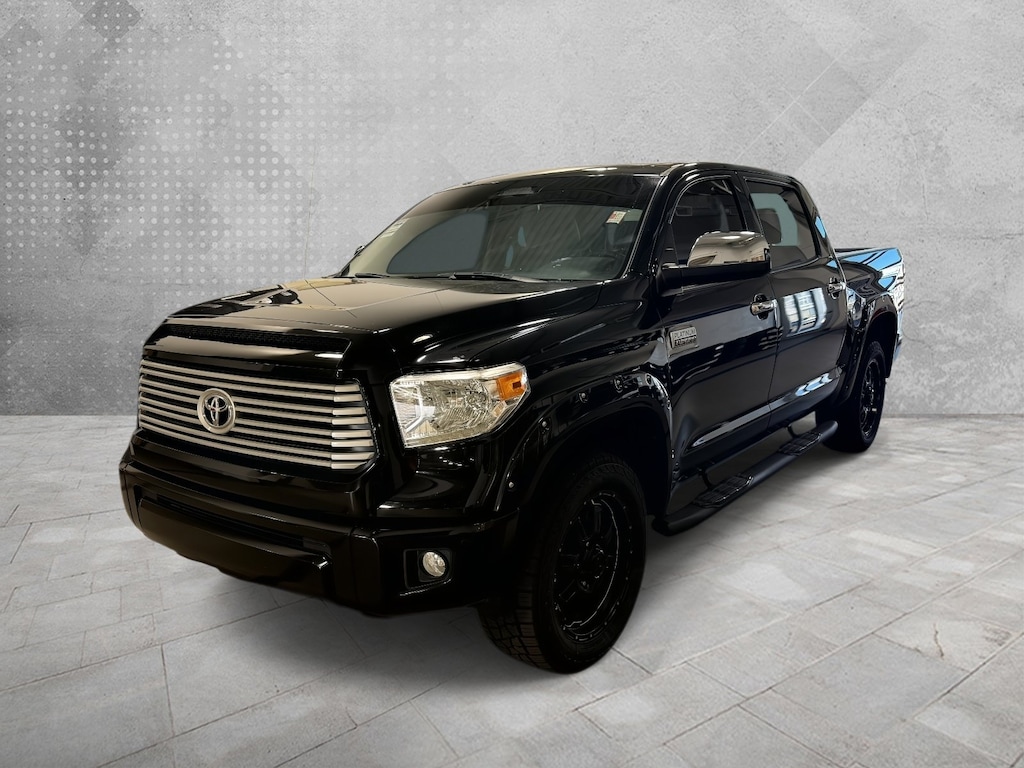 Used 2017 Toyota Tundra Platinum 5.7L V8 w/FFV Crew Cab Pickup