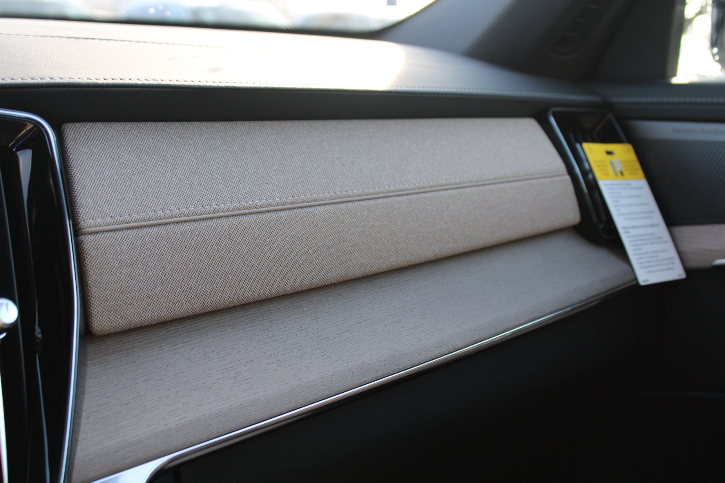 2026 Volvo XC90 Plus - Photo 32