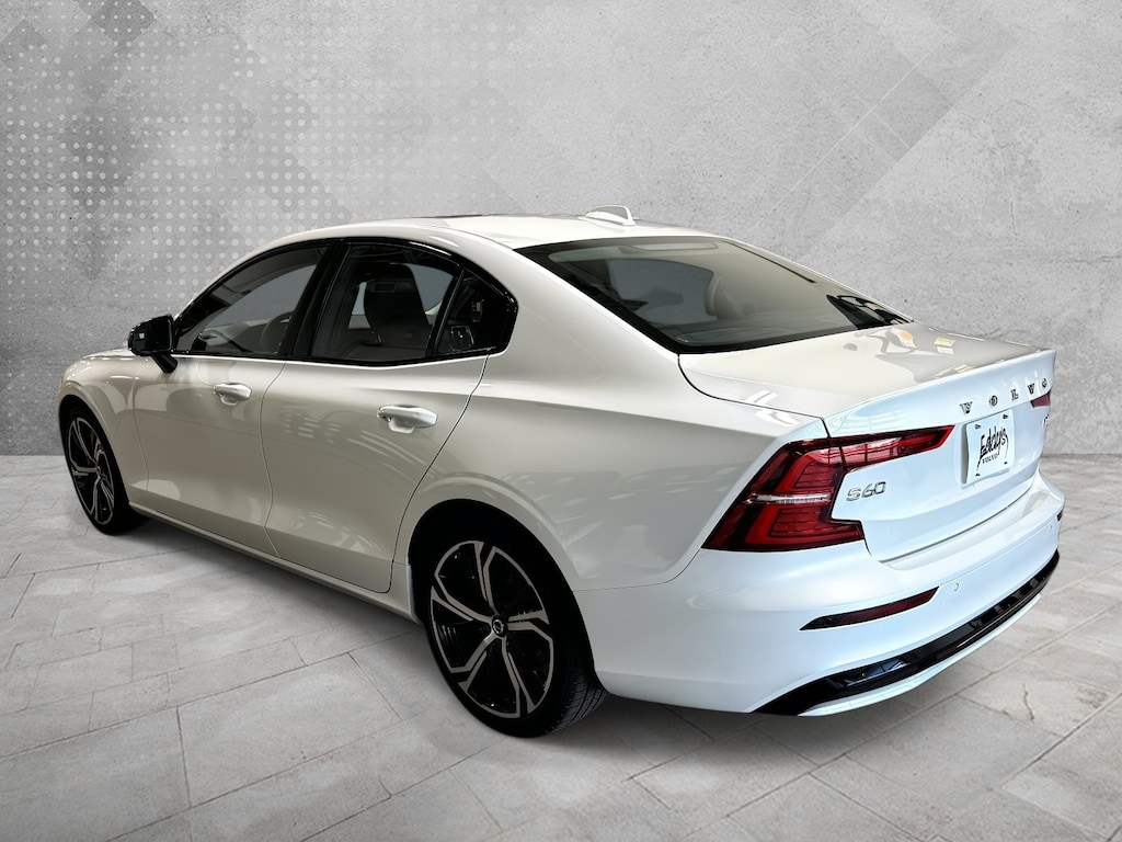 Used 2024 Volvo S60 B5 Core Dark 4dr Car
