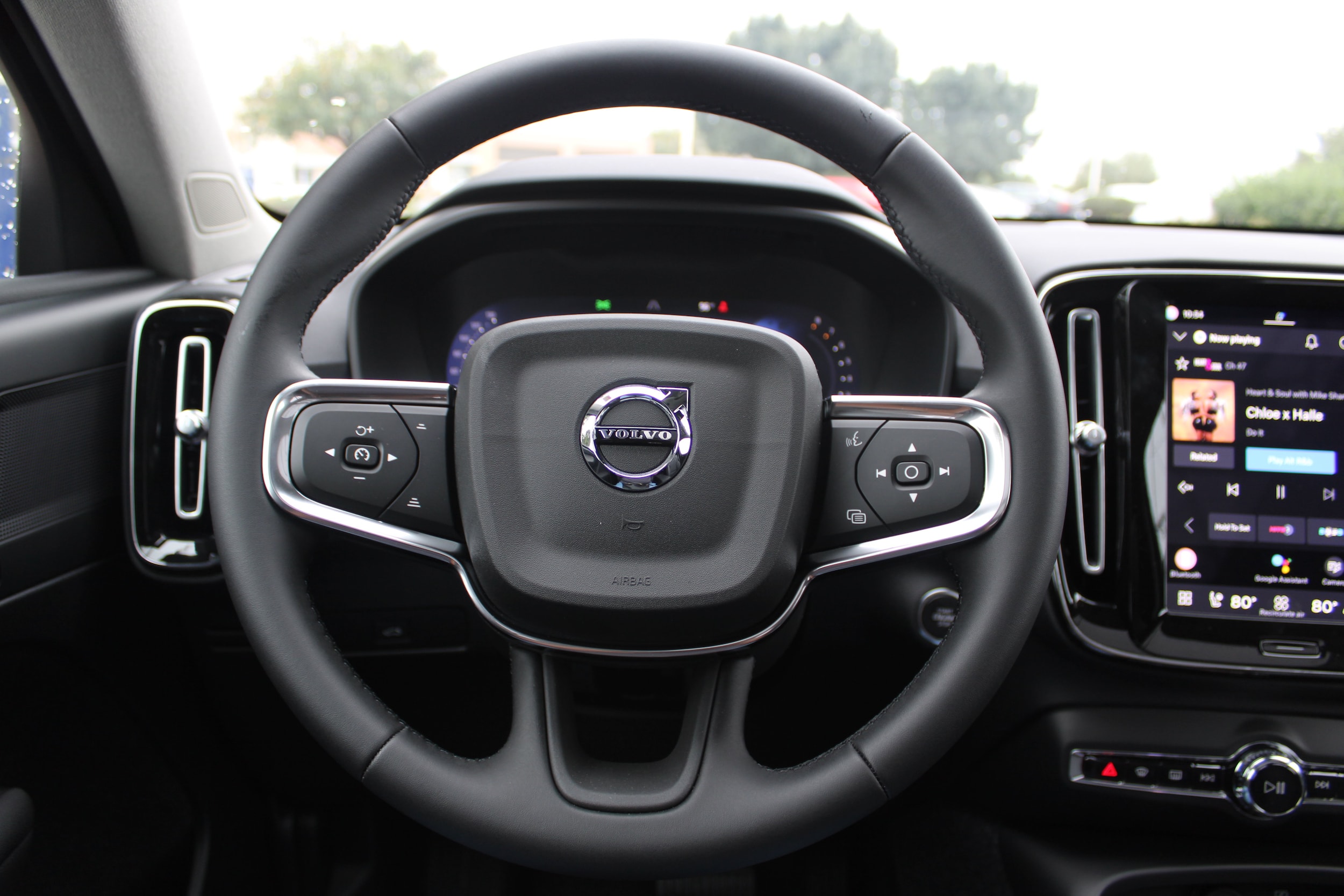 2026 Volvo XC40 Plus - Photo 19