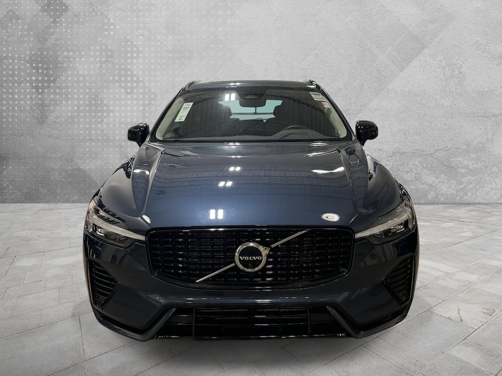 Used 2023 Volvo XC60 Recharge Plug-In Hybrid Plus Dark Sport Utility